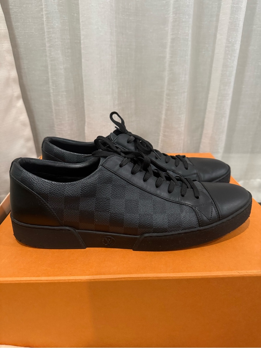 Louis Vuitton Match-Up Sneaker Damier Graphite Black Size 10.5 box/dust bags